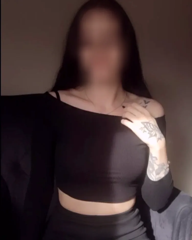 Ronja, 23