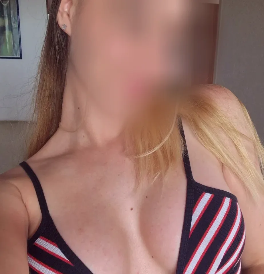 Tanja, 24